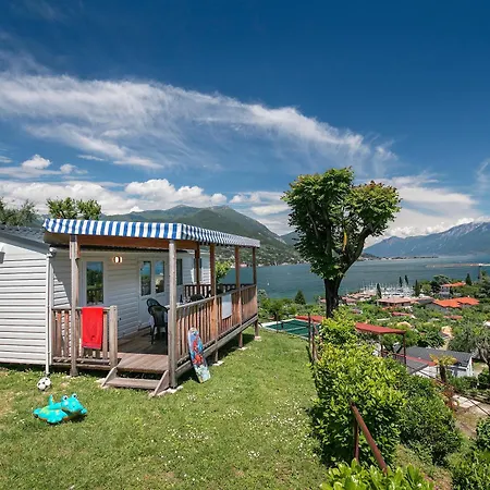 Kamp alanı Albatross Mobile Homes On Eden San Felice del Benaco