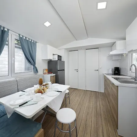 Albatross Mobile Homes On Eden キャンプ場 サン・フェリーチェ・デル・ベナーコ